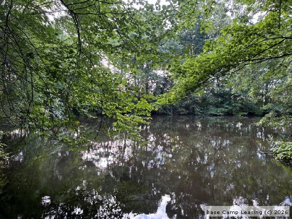 Lease price connection at lawrence before christmas